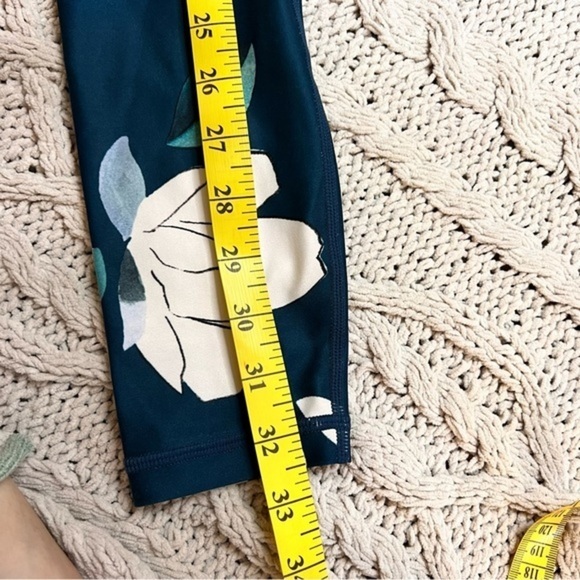ATHLETA Floral Elation 7/8‎ Tights Pants Size XS - Picture 9 of 9